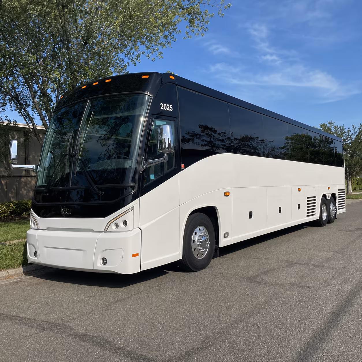 camarillo charter bus hero 3