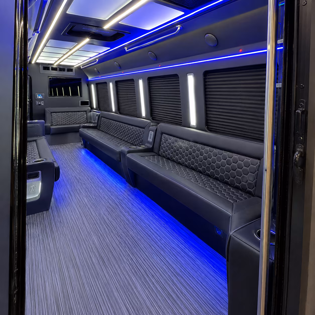 santa clarita bus rentals
