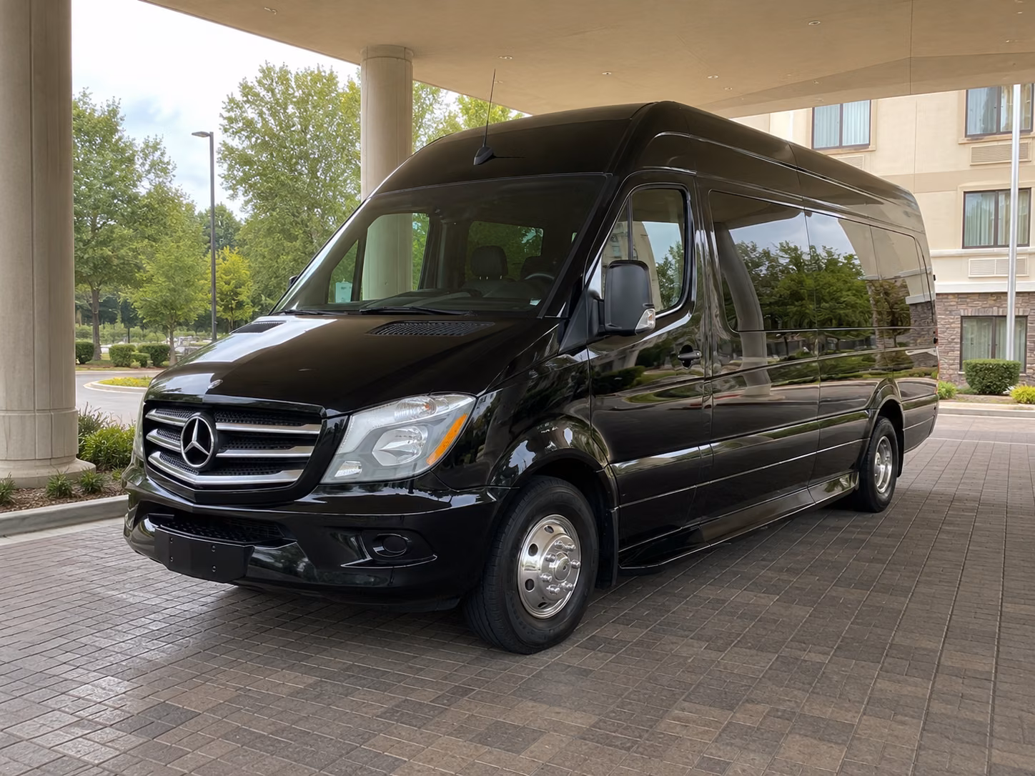 thousand oaks stress free employee shuttle bus rentals in thousand oaks